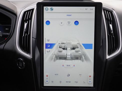 Used 2022 Ford Edge ST-Line image 53