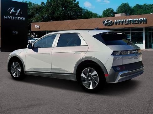 New 2026 Hyundai Ioniq 5 SEL image 8