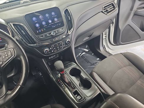 Used 2022 Chevrolet Equinox RS w/ Infotainment Package AWD/4WD image 27