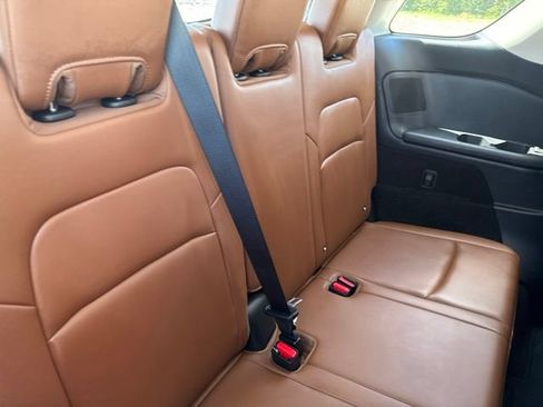 Used 2023 Nissan Pathfinder Platinum w/ Cargo Package FWD image 21