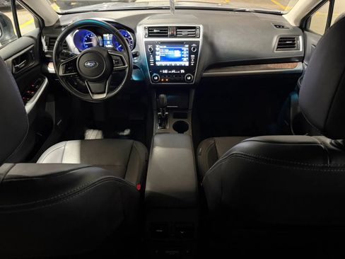 Used 2018 Subaru Outback 2.5i Limited AWD/4WD image 8