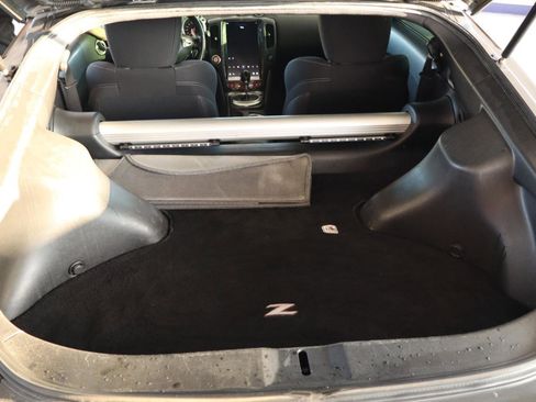 Used 2012 Nissan 370Z Coupe image 31