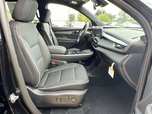 New 2026 Buick Enclave Preferred image 27