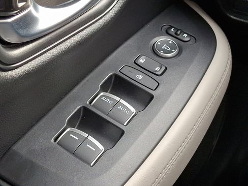 Certified 2026 Honda HR-V EX-L image 23