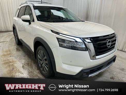 Certified 2024 Nissan Pathfinder SL w/ SL Premium Package image 1
