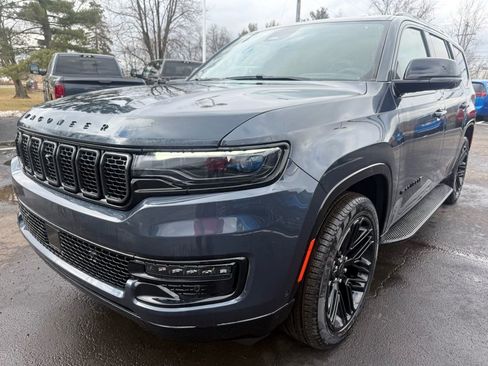 New 2025 Jeep Wagoneer Series II w/ Convenience Group I image 7