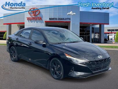 Used 2023 Hyundai Elantra SEL w/ Cargo Package