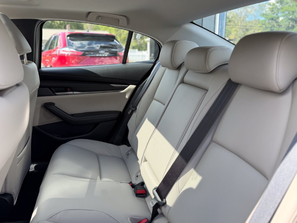 New 2026 MAZDA MAZDA3 2.5 S Sedan w/ Preferred Pkg FWD image 5
