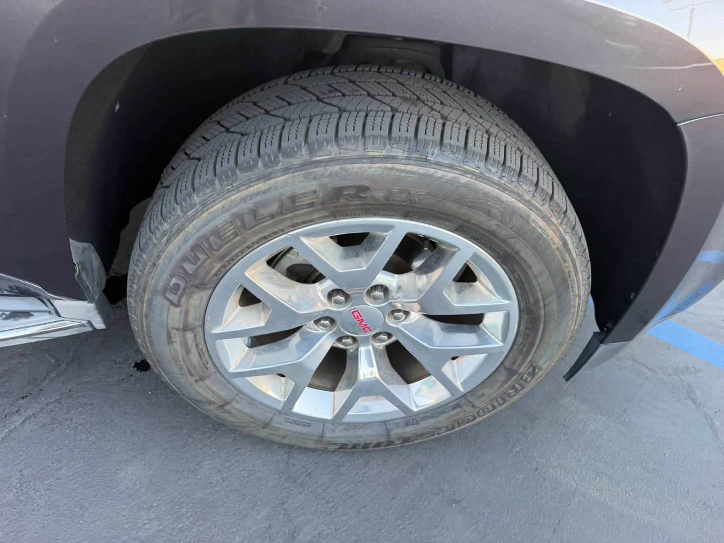 Used 2017 GMC Yukon XL SLT w/ Open Road Package AWD/4WD image 29