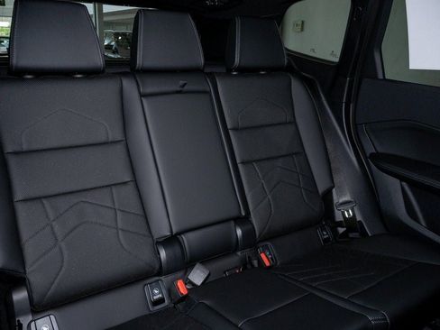 Used 2025 BMW X1 xDrive28i w/ Premium Package image 35