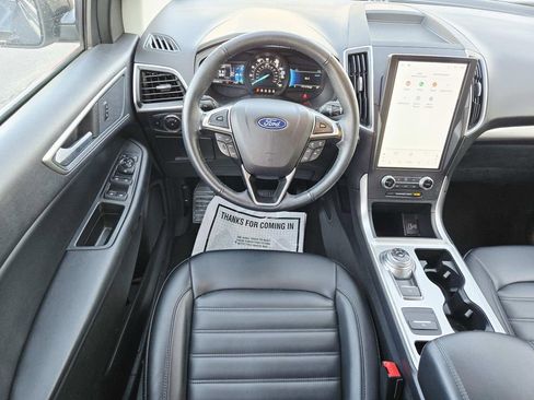 Used 2024 Ford Edge SEL image 10