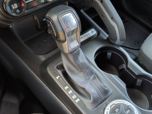 Used 2023 Ford Bronco Big Bend w/ Sasquatch Package AWD/4WD image 24