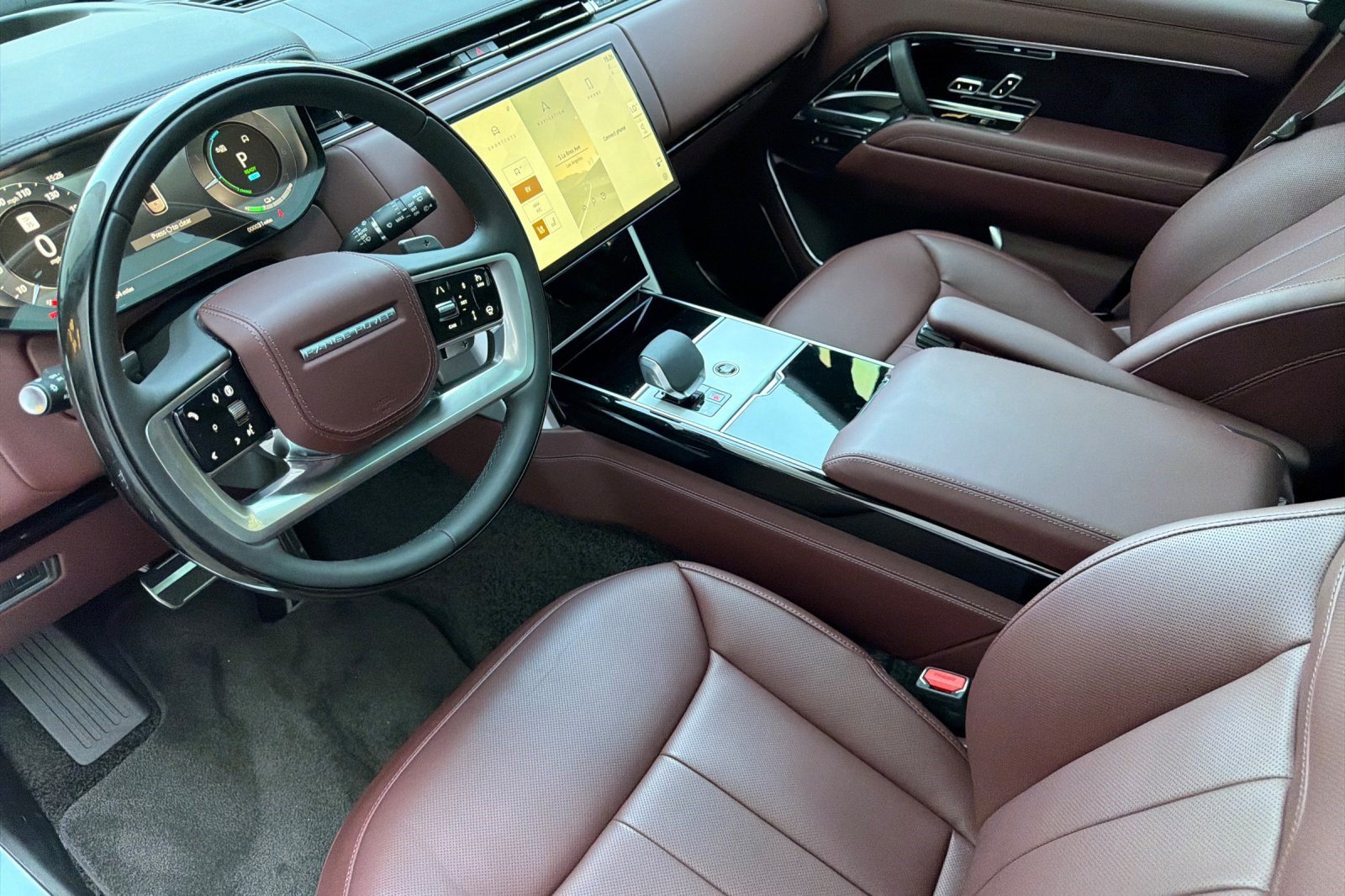 New 2026 Land Rover Range Rover Autobiography AWD/4WD image 4