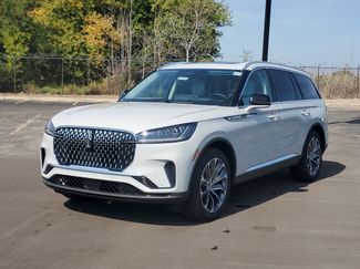 New 2027 Lincoln Aviator AWD video 2