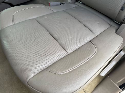 Used 2015 Chevrolet Tahoe LTZ RWD image 23
