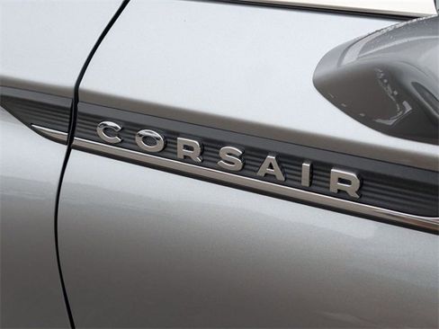Certified 2022 Lincoln Corsair Reserve w/ Elements Package image 10