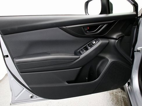 Used 2023 Subaru Crosstrek 2.0i Premium image 21