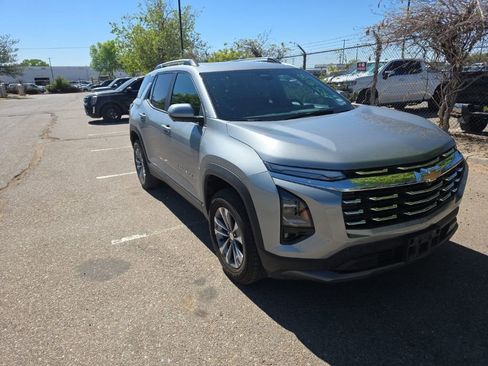 Certified 2025 Chevrolet Equinox LT w/ Convenience Package II image 3