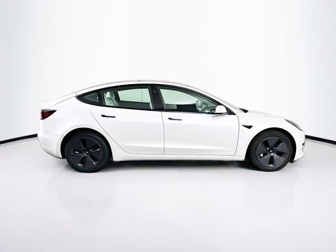Used 2023 Tesla Model 3 Standard Range image 10