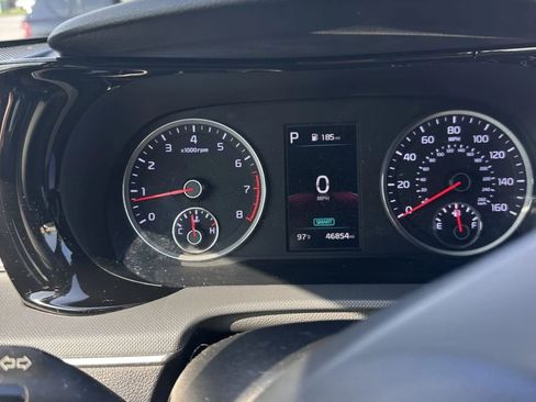 Used 2013 Mercedes-Benz C 250 Coupe image 23