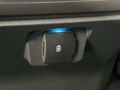 Used 2022 Ford F150 XL w/ STX Black Appearance Package image 38