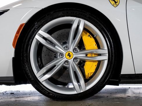 Used 2024 Ferrari 296 GTS image 16