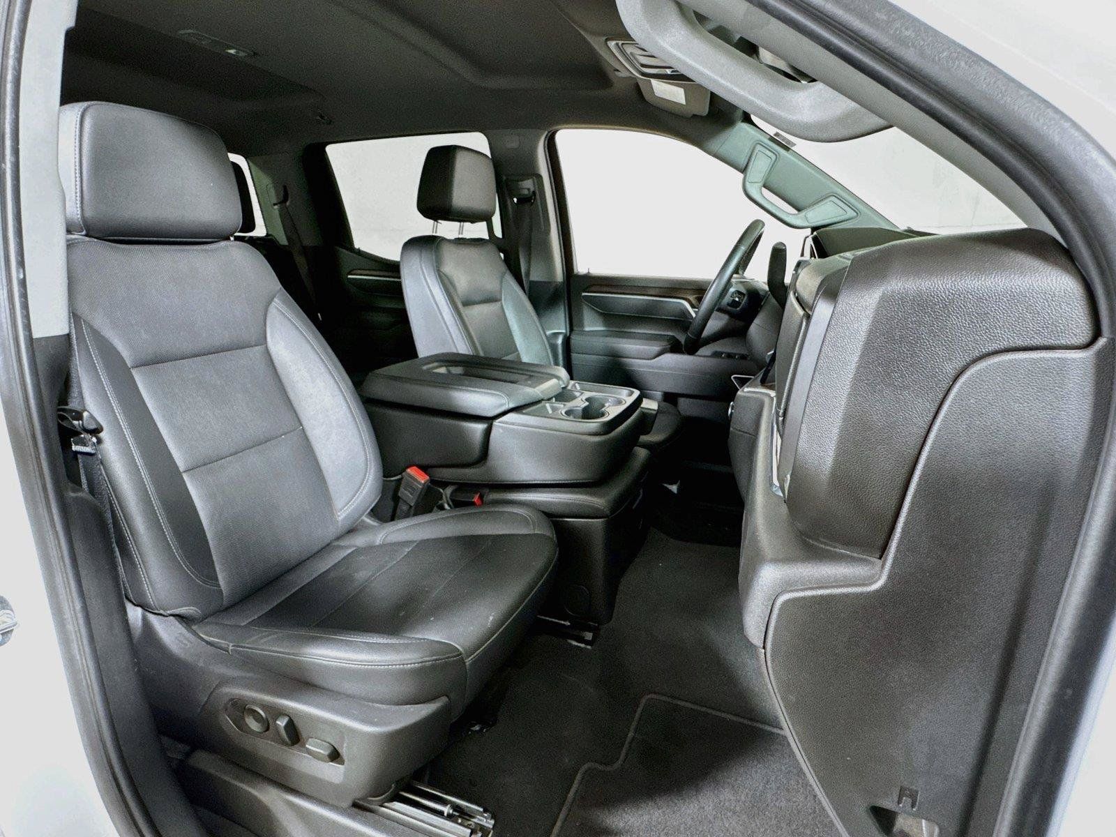 Used 2025 GMC Sierra 1500 SLT AWD/4WD image 26
