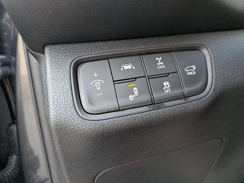 Used 2020 Hyundai Santa Fe Limited AWD/4WD image 32