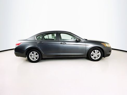 Used 2009 Honda Accord LX-P image 2