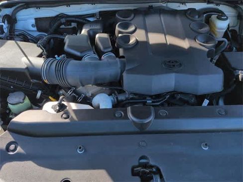 Used 2020 Toyota 4Runner Nightshade image 15