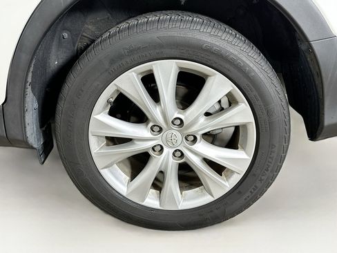 Used 2014 Toyota RAV4 Limited image 11