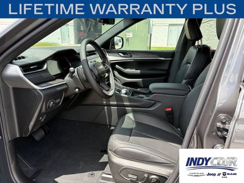 New 2026 Jeep Grand Cherokee L Limited AWD/4WD image 7