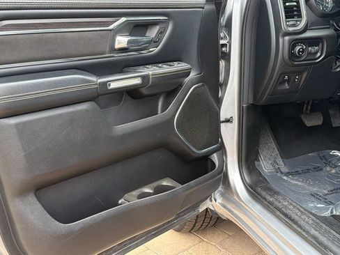 Used 2025 RAM 1500 Laramie AWD/4WD image 23