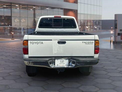 Used 2003 Toyota Tacoma PreRunner RWD image 5