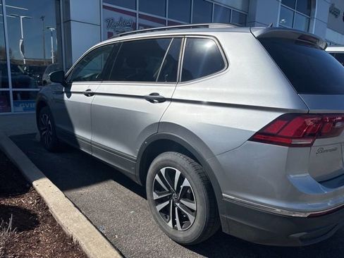 Used 2022 Volkswagen Tiguan S image 6