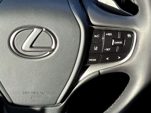 Used 2024 Lexus ES 350 Premium image 20
