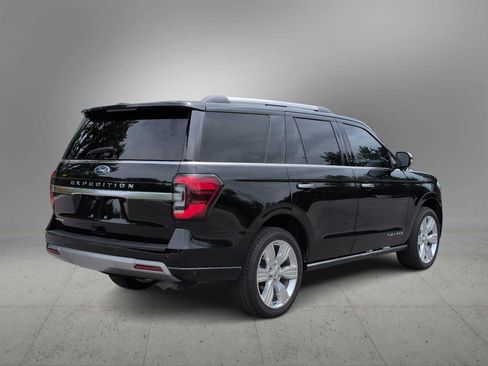 Used 2024 Ford Expedition Platinum AWD/4WD image 8