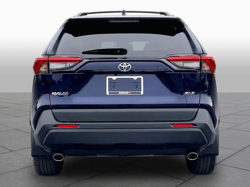 Used 2023 Toyota RAV4 XLE Premium FWD image 5