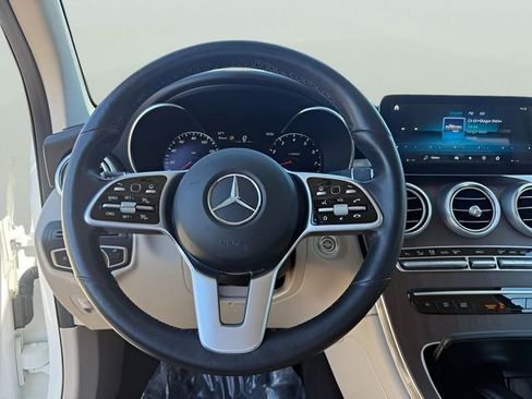 Used 2022 Mercedes-Benz GLC 300 4MATIC w/ Multimedia Package Lite image 19