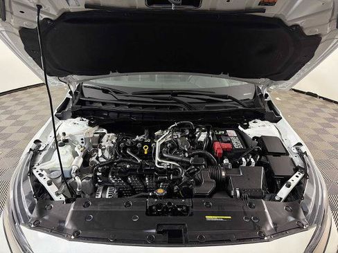 Certified 2025 Nissan Altima 2.5 SR AWD/4WD image 25