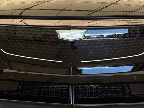 New 2026 Cadillac Lyriq V image 12