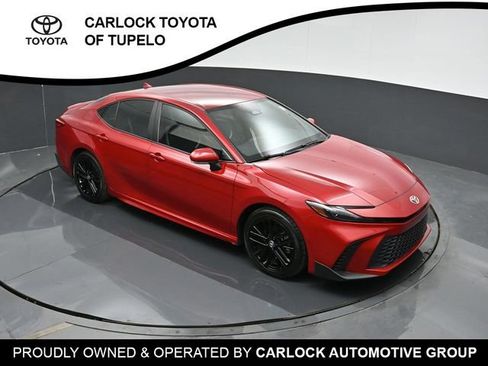 Used 2025 Toyota Camry SE w/ Convenience Package FWD image 41