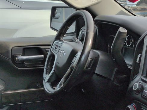 Used 2019 Chevrolet Silverado 1500 RST image 12