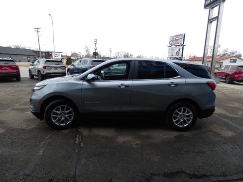 Used 2024 Chevrolet Equinox LT image 10