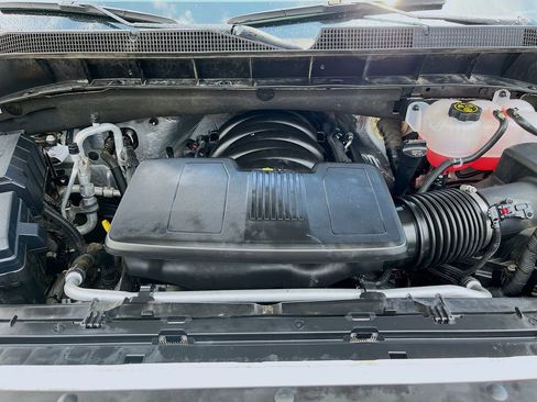 Used 2024 Chevrolet Silverado 1500 LT w/ Z71 Off-Road Package image 28