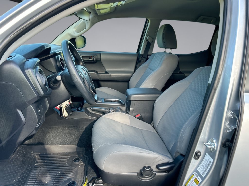 Used 2023 Toyota Tacoma SR w/ SR Convenience Package RWD image 11