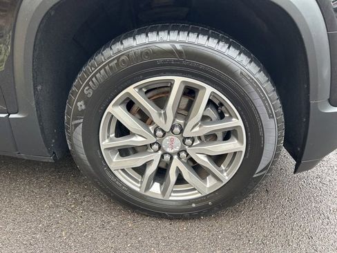 Used 2019 GMC Acadia SLE w/ LPO, Floor Liner Package image 4