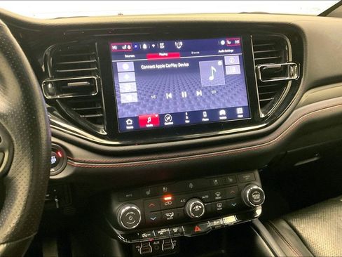 Used 2024 Dodge Durango GT image 5