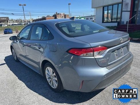 Used 2023 Toyota Corolla LE w/ LE Convenience Package image 6