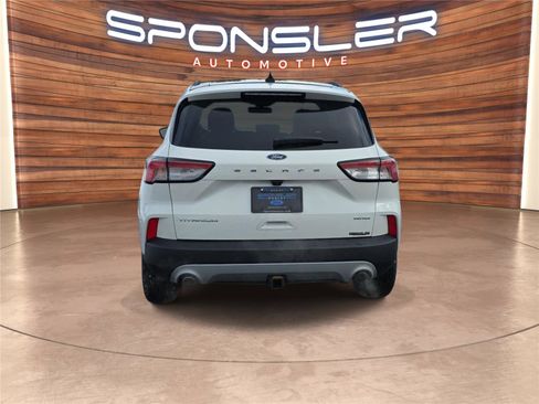 Used 2022 Ford Escape Titanium w/ Class II Trailer Tow Package image 6